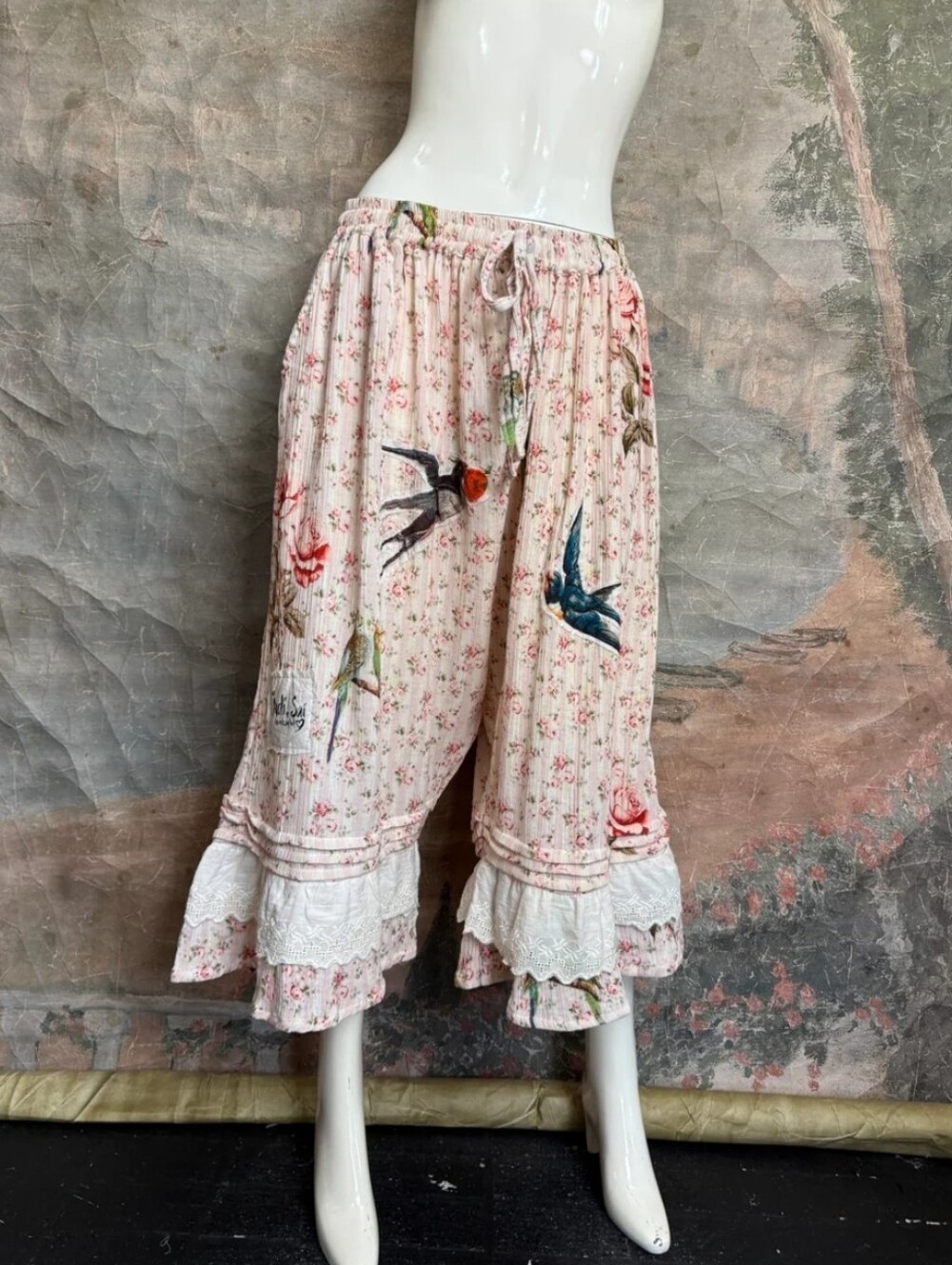 Magnolia Pearl Style The Carmella Bloomers by Indi & Sai - One Size - Picture 7 of 14